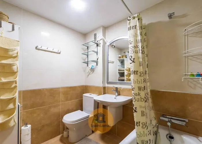 Apartamento Con Amplia Terraza En *