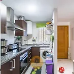 Apartamento Con Amplia Terraza En Daire *