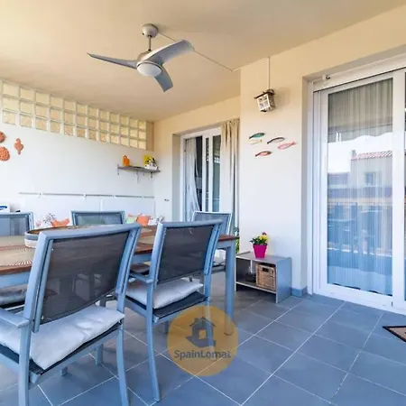 Apartamento Con Amplia Terraza En