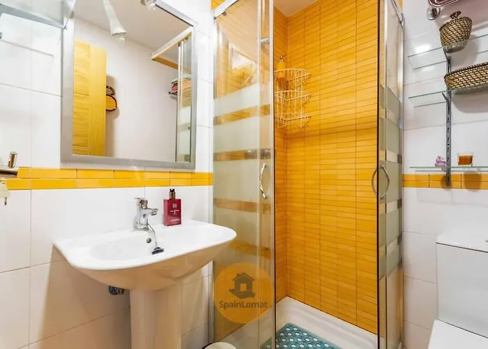 Apartamento Con Amplia Terraza En Fuengirola