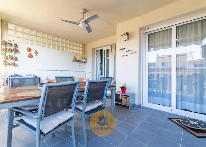 Apartamento Con Amplia Terraza En