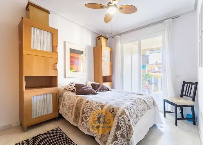 Apartamento Con Amplia Terraza En